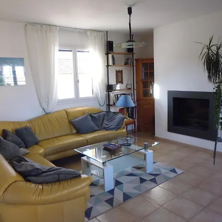 Mit Grosser Sommerkueche Und Pool, 8 Minuten Zum Sandstrand Cap Sud