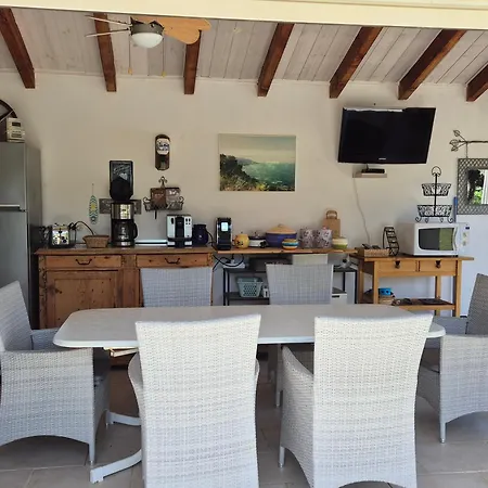 Mit Grosser Sommerküche Und Pool, 8 Minuten Zum Sandstrand Cap Sud *