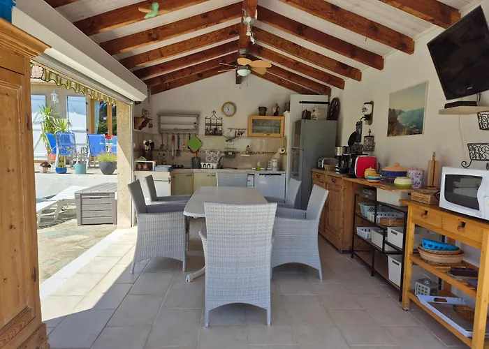 וילה Mit Grosser Sommerkueche Und Pool, 8 Minuten Zum Sandstrand Cap Sud L'Arena