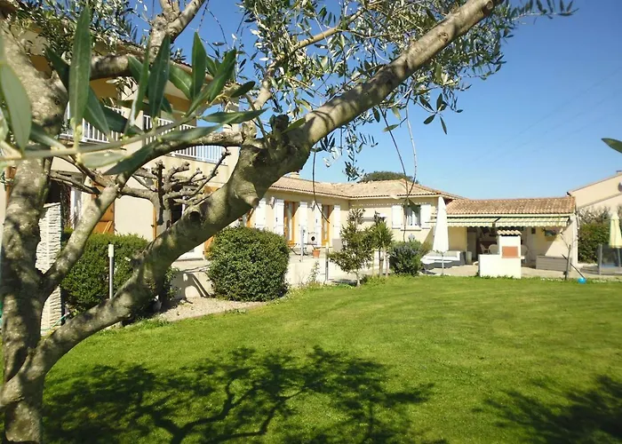 Mit Grosser Sommerkueche Und Pool, 8 Minuten Zum Sandstrand Cap Sud * L'Arena