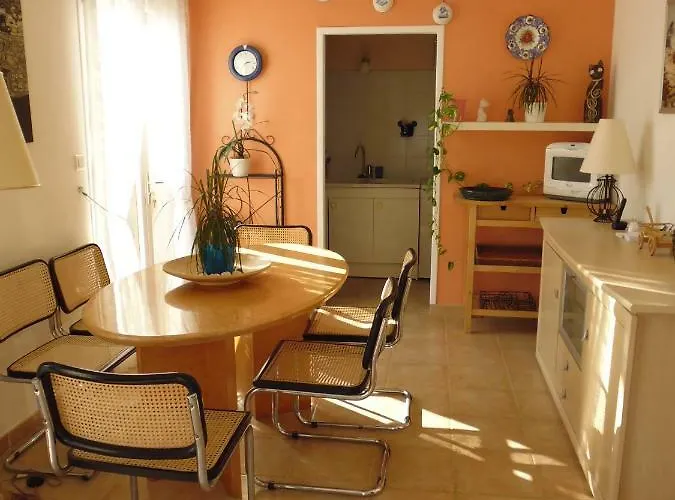 וילה Mit Grosser Sommerkueche Und Pool, 8 Minuten Zum Sandstrand Cap Sud