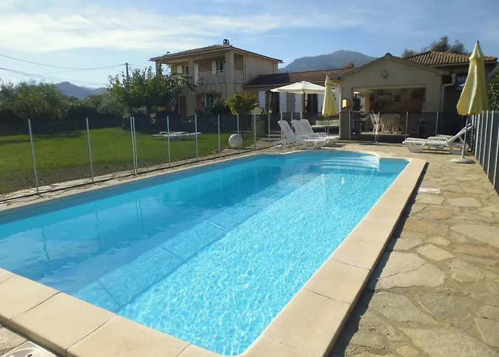 Mit Grosser Sommerkueche Und Pool, 8 Minuten Zum Sandstrand Cap Sud