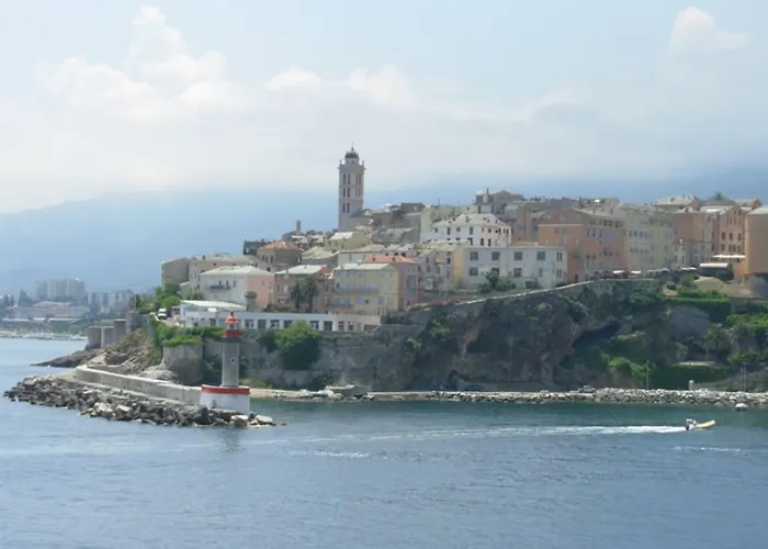Mit Grosser Sommerkueche Und Pool, 8 Minuten Zum Sandstrand Cap Sud *